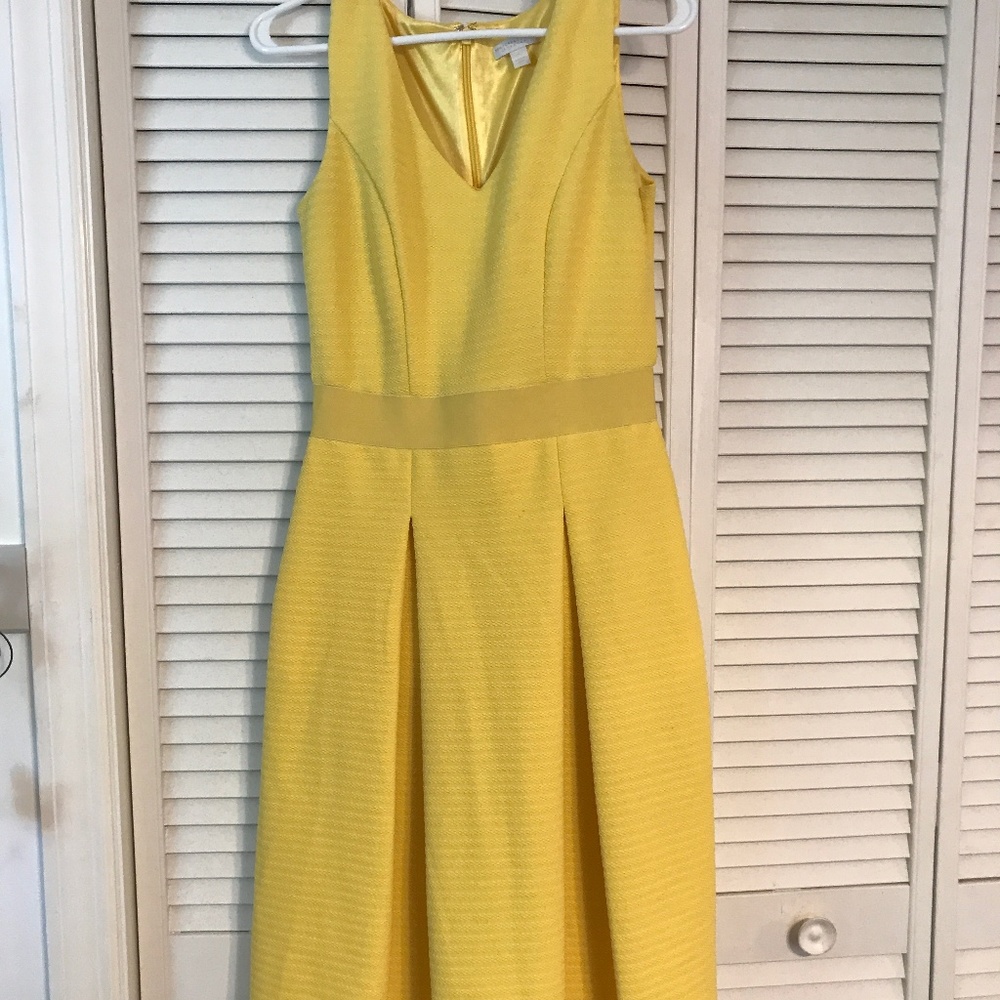 Sunny yellow sleeveless dress